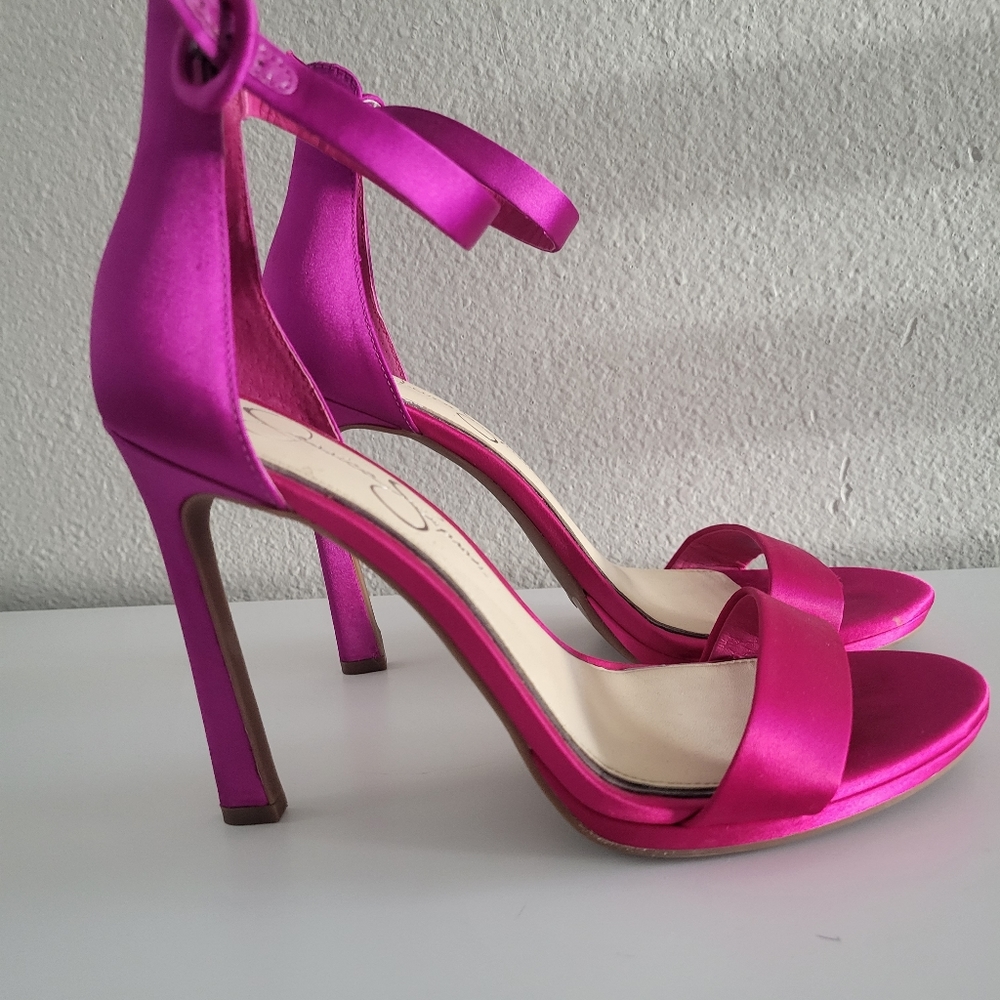 Jessica Simpson two toned heels